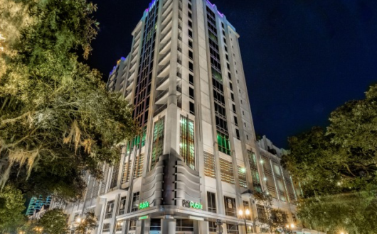 Paramount on Lake Eola Downtown Orlando